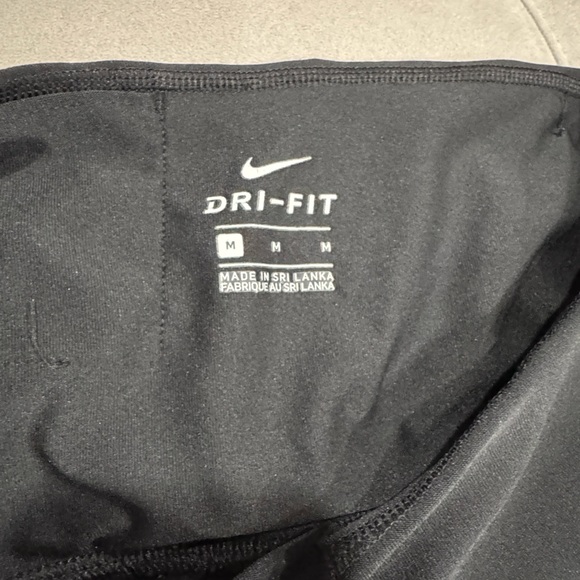 Nike Black Dri-FIT HR Leggings - Picture 2 of 2